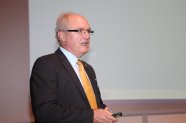 Vortrag Gerhard Rechkemmer auf dem Fachsymposium 2012